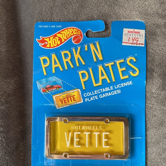 ๐ Vintage Corvette Hot Wheels ๐ - Picture 2 of 8